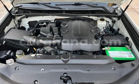 Buy Used Toyota 4Runner White Car in Accra in Greater Accra Buy Used Toyota 4Runner White Car in Accra in Greater Accra