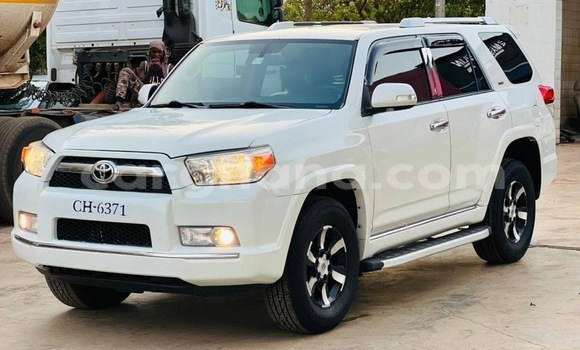 Buy Used Toyota 4Runner White Car in Accra in Greater Accra Buy Used Toyota 4Runner White Car in Accra in Greater Accra