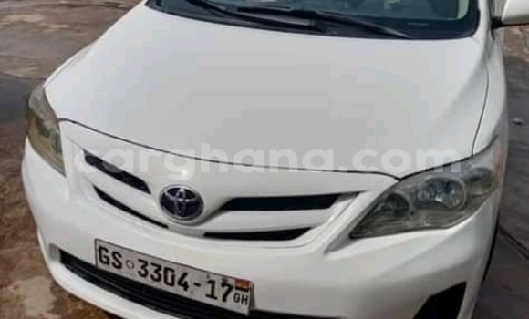 Sayi Na hannu Toyota Corolla White Mota in Accra a Greater Accra Sayi Na hannu Toyota Corolla White Mota in Accra a Greater Accra