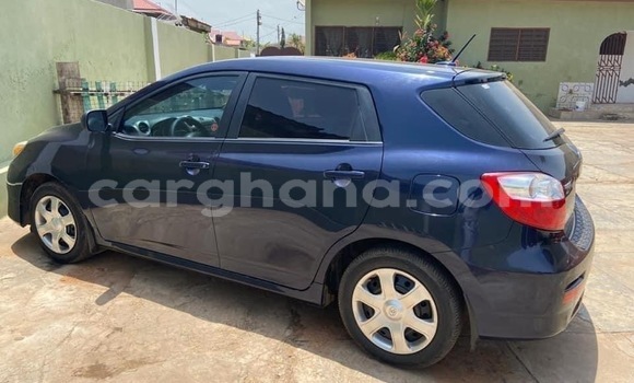Sayi Na hannu Toyota Matrix Blue Mota in Accra a Greater Accra Sayi Na hannu Toyota Matrix Blue Mota in Accra a Greater Accra
