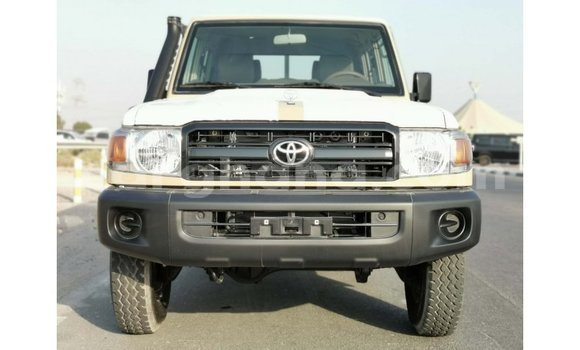 Sayi Imported Toyota Land Cruiser M Mota in Import - Dubai a Ashanti