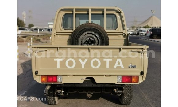 Sayi Imported Toyota Land Cruiser M Mota in Import - Dubai a Ashanti Sayi Imported Toyota Land Cruiser M Mota in Import - Dubai a Ashanti