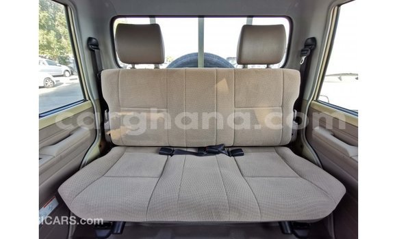 Sayi Imported Toyota Land Cruiser M Mota in Import - Dubai a Ashanti Sayi Imported Toyota Land Cruiser M Mota in Import - Dubai a Ashanti