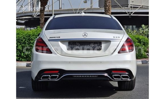 Ra Imported Mercedes-Benz A200 funfun Ọkọ̀ in Import - Dubai ni Ashanti Ra Imported Mercedes-Benz A200 funfun Ọkọ̀ in Import - Dubai ni Ashanti