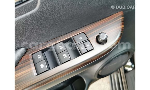 Sayi Imported Toyota Hilux Brown Mota in Import - Dubai a Ashanti Sayi Imported Toyota Hilux Brown Mota in Import - Dubai a Ashanti