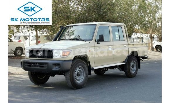 Buy Import Toyota Land Cruiser Beige Car in Import - Dubai in Ashanti