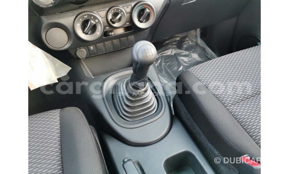 Sayi Imported Toyota Hilux White Mota in Import - Dubai a Ashanti Sayi Imported Toyota Hilux White Mota in Import - Dubai a Ashanti