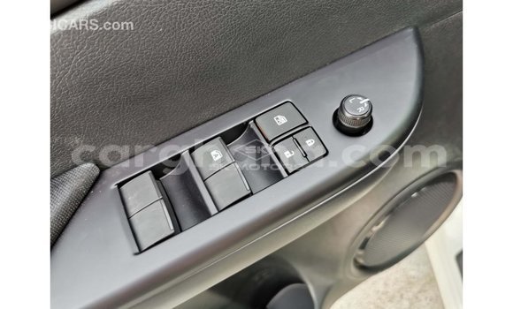 Sayi Imported Toyota Hilux White Mota in Import - Dubai a Ashanti Sayi Imported Toyota Hilux White Mota in Import - Dubai a Ashanti