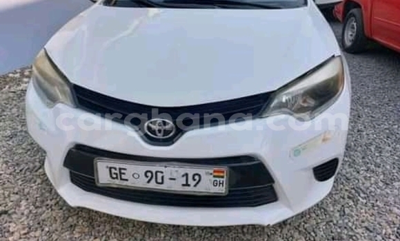 Sayi Na hannu Toyota Corolla White Mota in Accra a Greater Accra Sayi Na hannu Toyota Corolla White Mota in Accra a Greater Accra