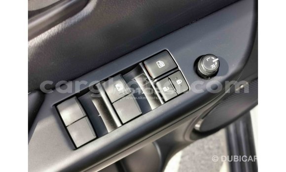 Sayi Imported Toyota Hilux White Mota in Import - Dubai a Ashanti Sayi Imported Toyota Hilux White Mota in Import - Dubai a Ashanti