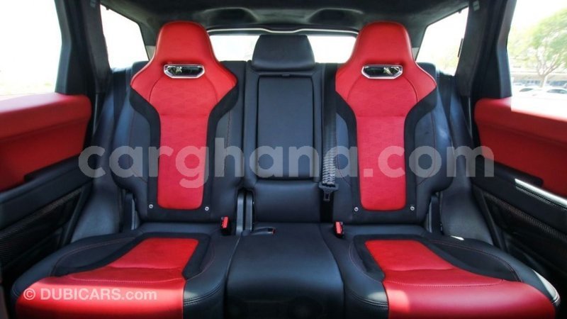 Big with watermark land rover range rover ashanti import dubai 43856