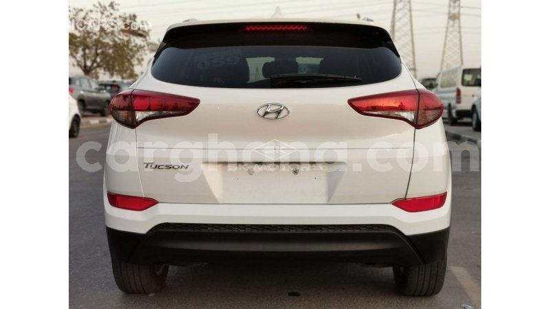 Big with watermark hyundai tucson ashanti import dubai 43858