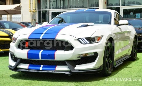Ra Imported Ford Mustang funfun Ọkọ̀ in Import - Dubai ni Ashanti Ra Imported Ford Mustang funfun Ọkọ̀ in Import - Dubai ni Ashanti