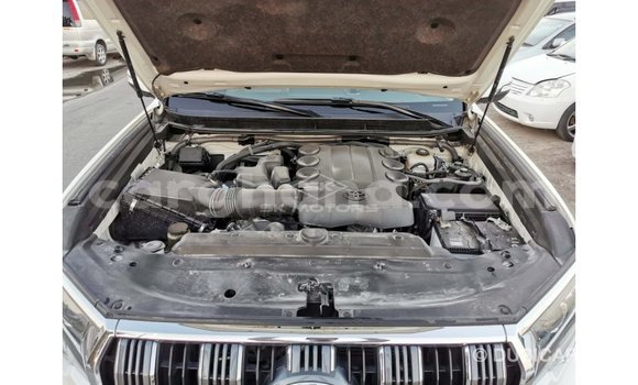 Buy Import Toyota Prado White Car in Import - Dubai in Ashanti Buy Import Toyota Prado White Car in Import - Dubai in Ashanti