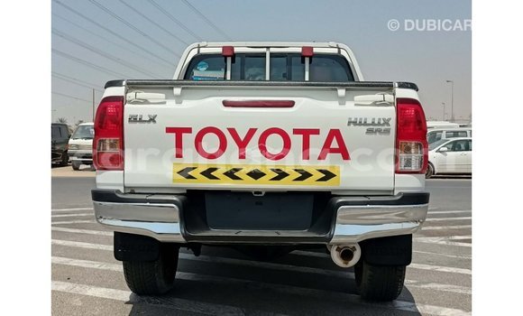 Buy Import Toyota Hilux White Car in Import - Dubai in Ashanti Buy Import Toyota Hilux White Car in Import - Dubai in Ashanti
