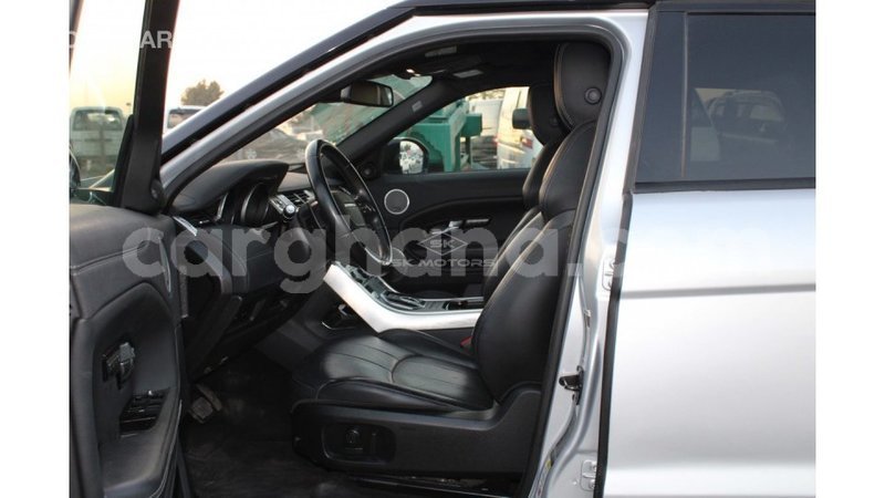 Big with watermark land rover range rover ashanti import dubai 43895