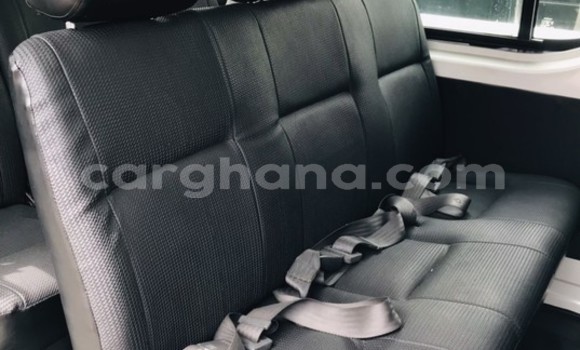 Buy Used Toyota Hiace White Car in Sekondi–Takoradi Metropolitan in Western Buy Used Toyota Hiace White Car in Sekondi–Takoradi Metropolitan in Western