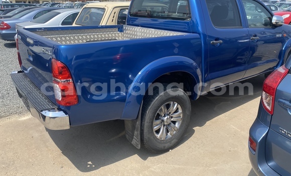 Buy Used Toyota Hilux White Car in Accra in Greater Accra Buy Used Toyota Hilux White Car in Accra in Greater Accra