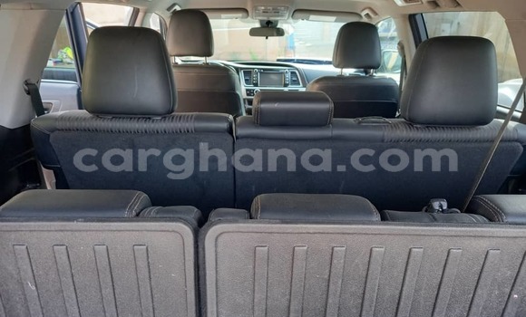 Sayi Imported Toyota Highlander Blue Mota in Accra a Greater Accra Sayi Imported Toyota Highlander Blue Mota in Accra a Greater Accra