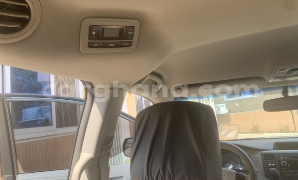 Sayi Na hannu Toyota Sienna Green Mota in Accra a Greater Accra Sayi Na hannu Toyota Sienna Green Mota in Accra a Greater Accra