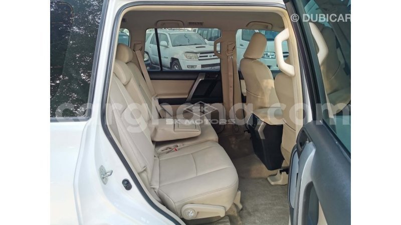 Big with watermark toyota prado ashanti import dubai 43927