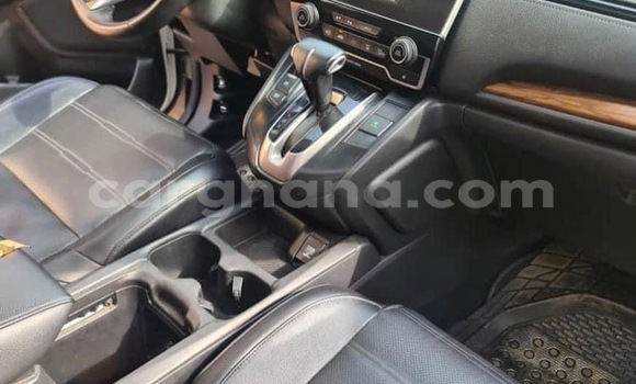 Sayi Na hannu Honda CR–V White Mota in Accra a Greater Accra Sayi Na hannu Honda CR–V White Mota in Accra a Greater Accra