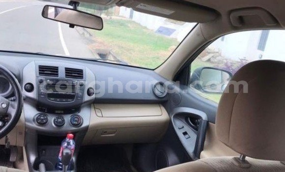 Sayi Na hannu Toyota RAV4 Brown Mota in Accra a Greater Accra Sayi Na hannu Toyota RAV4 Brown Mota in Accra a Greater Accra
