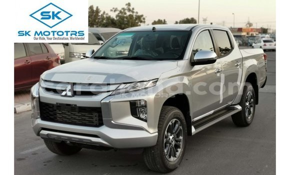 Buy Import Mitsubishi L200 Other Car in Import - Dubai in Ashanti