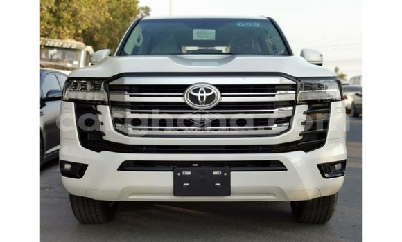 Ra Imported Toyota Land Cruiser funfun Ọkọ̀ in Import - Dubai ni Ashanti Ra Imported Toyota Land Cruiser funfun Ọkọ̀ in Import - Dubai ni Ashanti