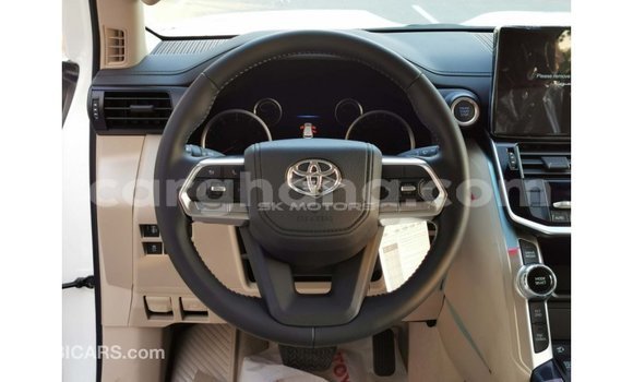 Ra Imported Toyota Land Cruiser funfun Ọkọ̀ in Import - Dubai ni Ashanti Ra Imported Toyota Land Cruiser funfun Ọkọ̀ in Import - Dubai ni Ashanti
