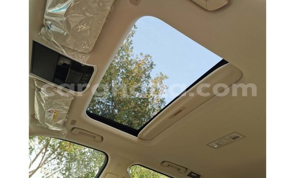 Ra Imported Toyota Land Cruiser funfun Ọkọ̀ in Import - Dubai ni Ashanti Ra Imported Toyota Land Cruiser funfun Ọkọ̀ in Import - Dubai ni Ashanti