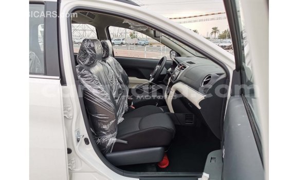 Buy Import Toyota Rush White Car in Import - Dubai in Ashanti Buy Import Toyota Rush White Car in Import - Dubai in Ashanti