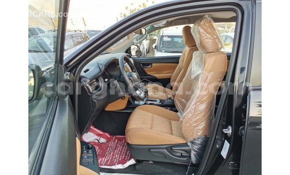 Buy Import Toyota Fortuner Black Car in Import - Dubai in Ashanti Buy Import Toyota Fortuner Black Car in Import - Dubai in Ashanti