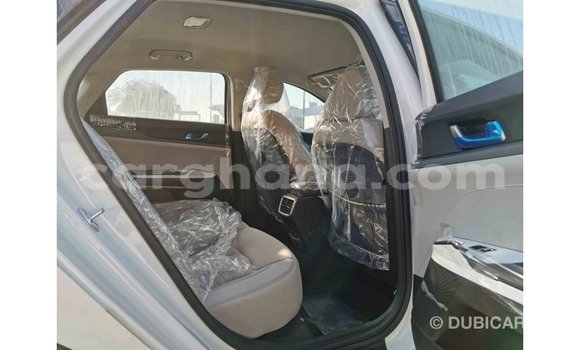 Ra Imported Kia Optima funfun Ọkọ̀ in Import - Dubai ni Ashanti Ra Imported Kia Optima funfun Ọkọ̀ in Import - Dubai ni Ashanti