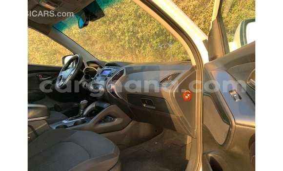 Ra Imported Hyundai Tucson funfun Ọkọ̀ in Import - Dubai ni Ashanti Ra Imported Hyundai Tucson funfun Ọkọ̀ in Import - Dubai ni Ashanti