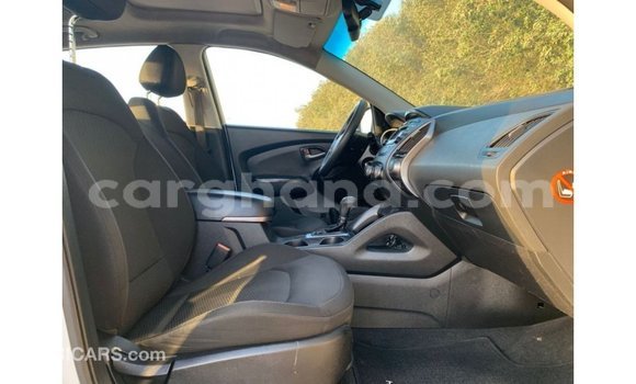 Ra Imported Hyundai Tucson funfun Ọkọ̀ in Import - Dubai ni Ashanti Ra Imported Hyundai Tucson funfun Ọkọ̀ in Import - Dubai ni Ashanti