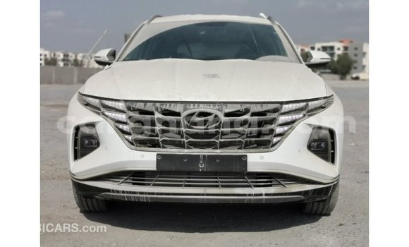 Sayi Imported Hyundai Tucson White Mota in Import - Dubai a Ashanti Sayi Imported Hyundai Tucson White Mota in Import - Dubai a Ashanti