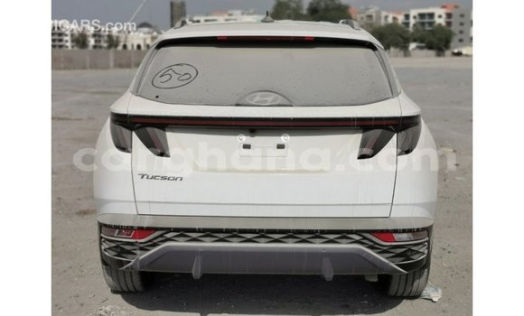 Sayi Imported Hyundai Tucson White Mota in Import - Dubai a Ashanti Sayi Imported Hyundai Tucson White Mota in Import - Dubai a Ashanti