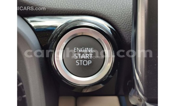 Sayi Imported Toyota Land Cruiser White Mota in Import - Dubai a Ashanti Sayi Imported Toyota Land Cruiser White Mota in Import - Dubai a Ashanti