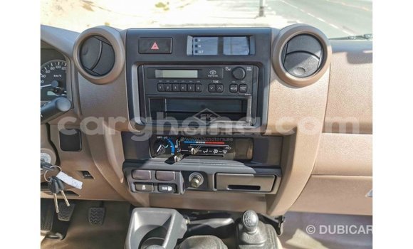Ra Imported Toyota Land Cruiser Alagara Ọkọ̀ in Import - Dubai ni Ashanti Ra Imported Toyota Land Cruiser Alagara Ọkọ̀ in Import - Dubai ni Ashanti