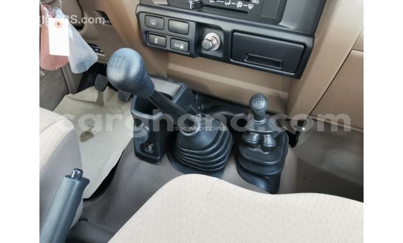 Buy Import Toyota Land Cruiser White Car in Import - Dubai in Ashanti Buy Import Toyota Land Cruiser White Car in Import - Dubai in Ashanti