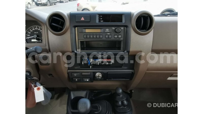 Big with watermark toyota land cruiser ashanti import dubai 43979