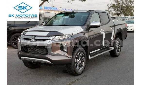 Buy Import Mitsubishi L200 Brown Car in Import - Dubai in Ashanti