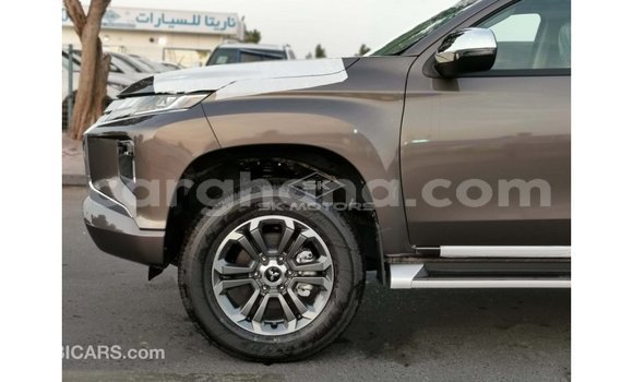 Ra Imported Mitsubishi L200 Brown Ọkọ̀ in Import - Dubai ni Ashanti Ra Imported Mitsubishi L200 Brown Ọkọ̀ in Import - Dubai ni Ashanti
