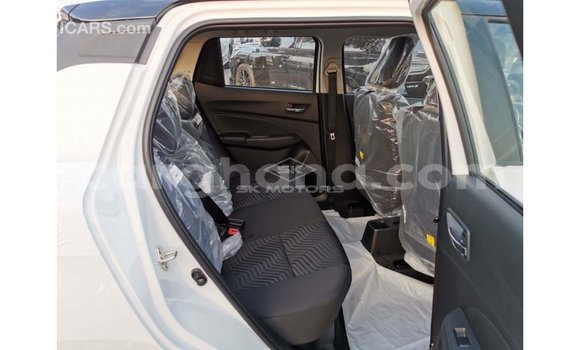 Sayi Imported Suzuki Swift White Mota in Import - Dubai a Ashanti Sayi Imported Suzuki Swift White Mota in Import - Dubai a Ashanti