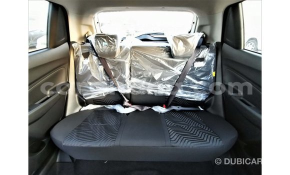 Sayi Imported Suzuki Swift White Mota in Import - Dubai a Ashanti Sayi Imported Suzuki Swift White Mota in Import - Dubai a Ashanti