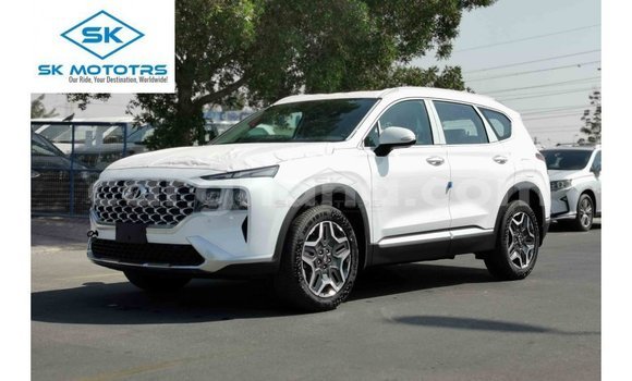 Ra Imported Hyundai Santa Fe funfun Ọkọ̀ in Import - Dubai ni Ashanti
