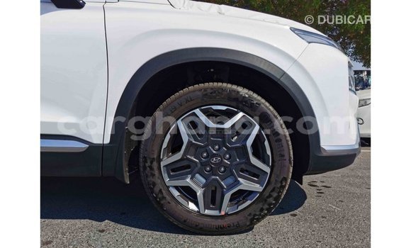 Sayi Imported Hyundai Santa Fe White Mota in Import - Dubai a Ashanti Sayi Imported Hyundai Santa Fe White Mota in Import - Dubai a Ashanti
