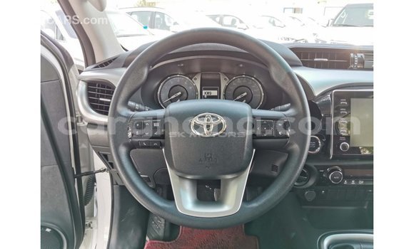 Buy Import Toyota Hilux White Car in Import - Dubai in Ashanti Buy Import Toyota Hilux White Car in Import - Dubai in Ashanti