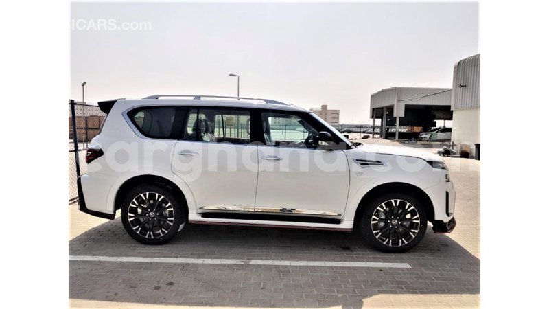 Big with watermark nissan patrol ashanti import dubai 44037